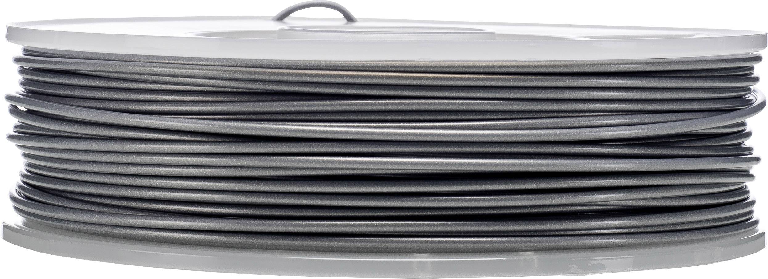 Svitak s tamnim filamentom, vjerojatno za 3D printer, na bijeloj pozadini. Svitak ima ručku za jednostavno rukovanje.