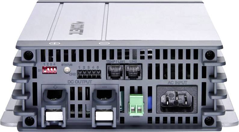 Elektronički uređaj s priključcima i prekidačima na prednjoj strani; namijenjen napajanju strujom i povezivanju kabela.