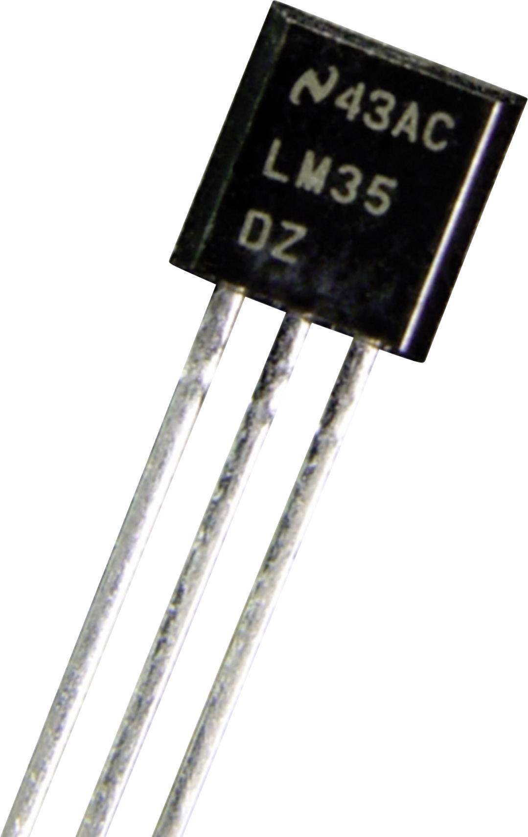 Isječak slike elektronskog temperaturnog senzora tipa LM35 s tri srebrne priključne pine i crnim kućištem.