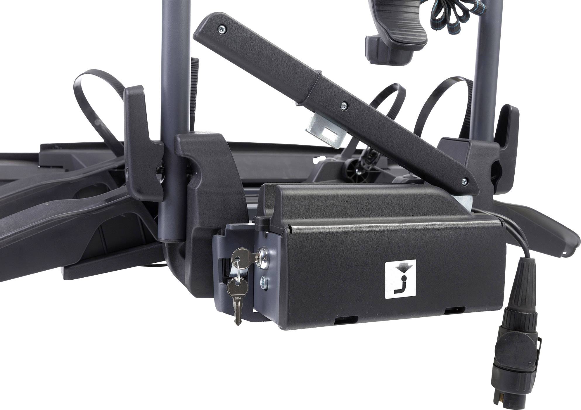 Nosač bicikla s katancem i priključcima. Dizajniran je za pričvršćivanje na vozilo i prikazuje detalje sustava zaključavanja i podešavanja.