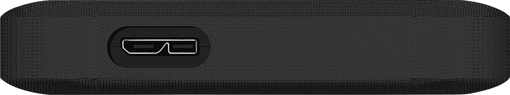 Crni završetak HDMI kabela s vidljivim HDMI priključkom.