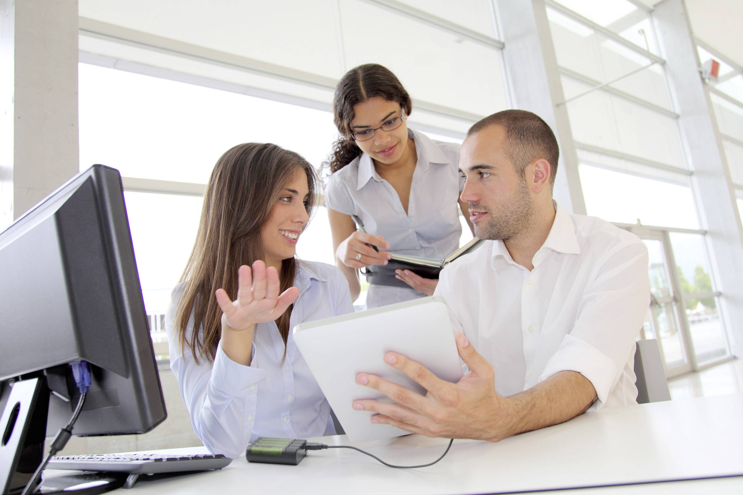 GP Charge Anyway X411 punjač okruglih stanica nikalj-metal-hidridni micro (AAA), mignon (AA)-25