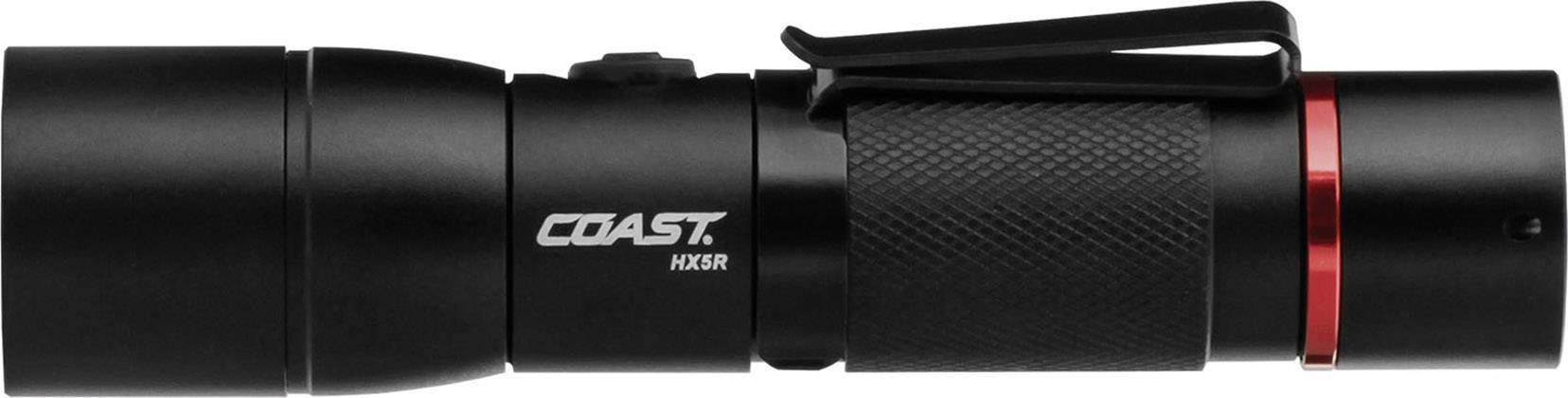 Crna baterijska svjetiljka s crvenim naglaskom i kopčom, na kojoj je otisnut naziv marke 'COAST HX5R'.