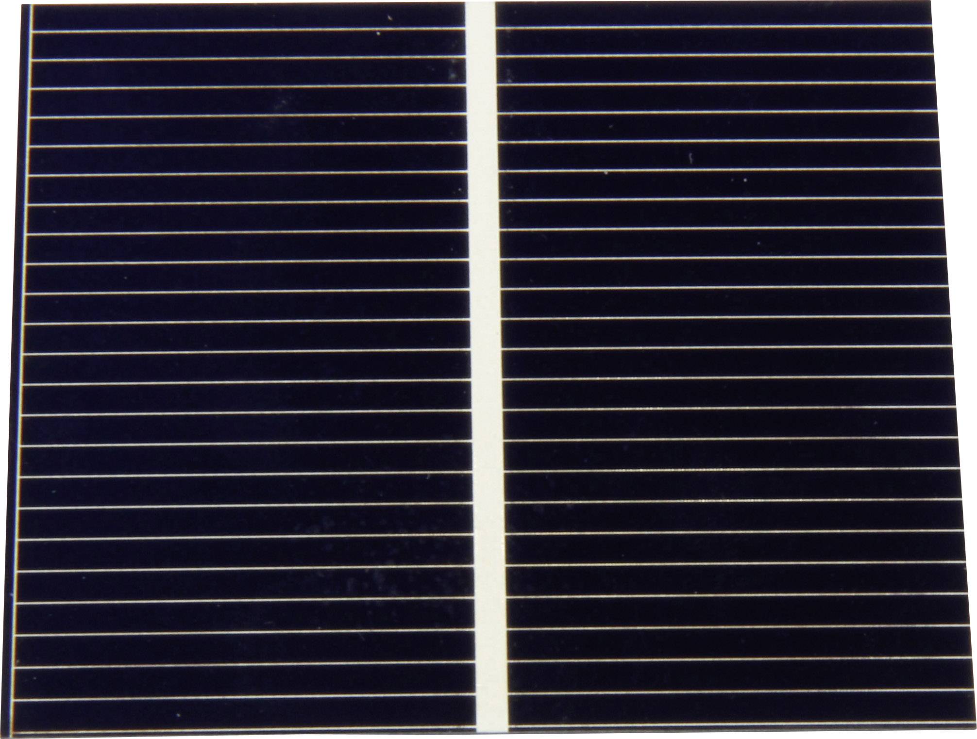 Crna solarna ćelija s horizontalnim linijama, podijeljena na dva dijela, prikazuje tipičan dizajn fotonaponske ćelije za proizvodnju energije.