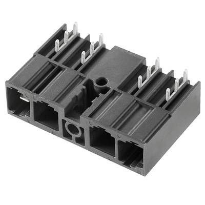 Crni plastični utikač s više metalnih pinova koji se koristi kao električni priključak u tehničkim uređajima.