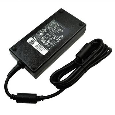 Crni mrežni adapter s dugačkim kabelom, pogodan za upotrebu s elektroničkim uređajima. Tekst s tehničkim specifikacijama.