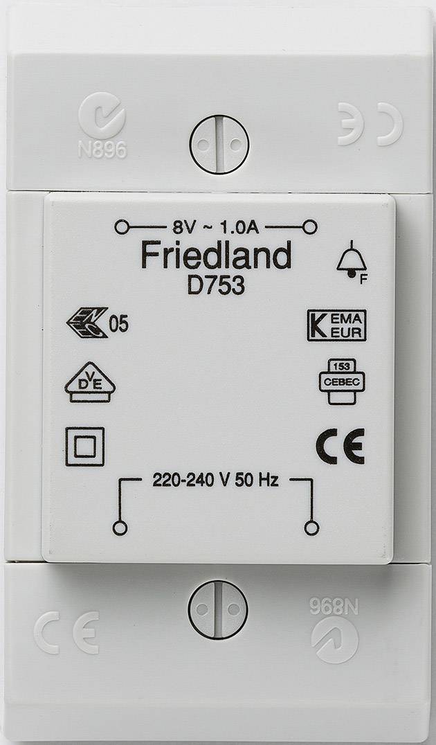 'Friedland D753' zvonni transformator. Natpis: '8V ~ 1.0A', certifikati i specifikacije navedeni, uključujući 'CE' oznaku.