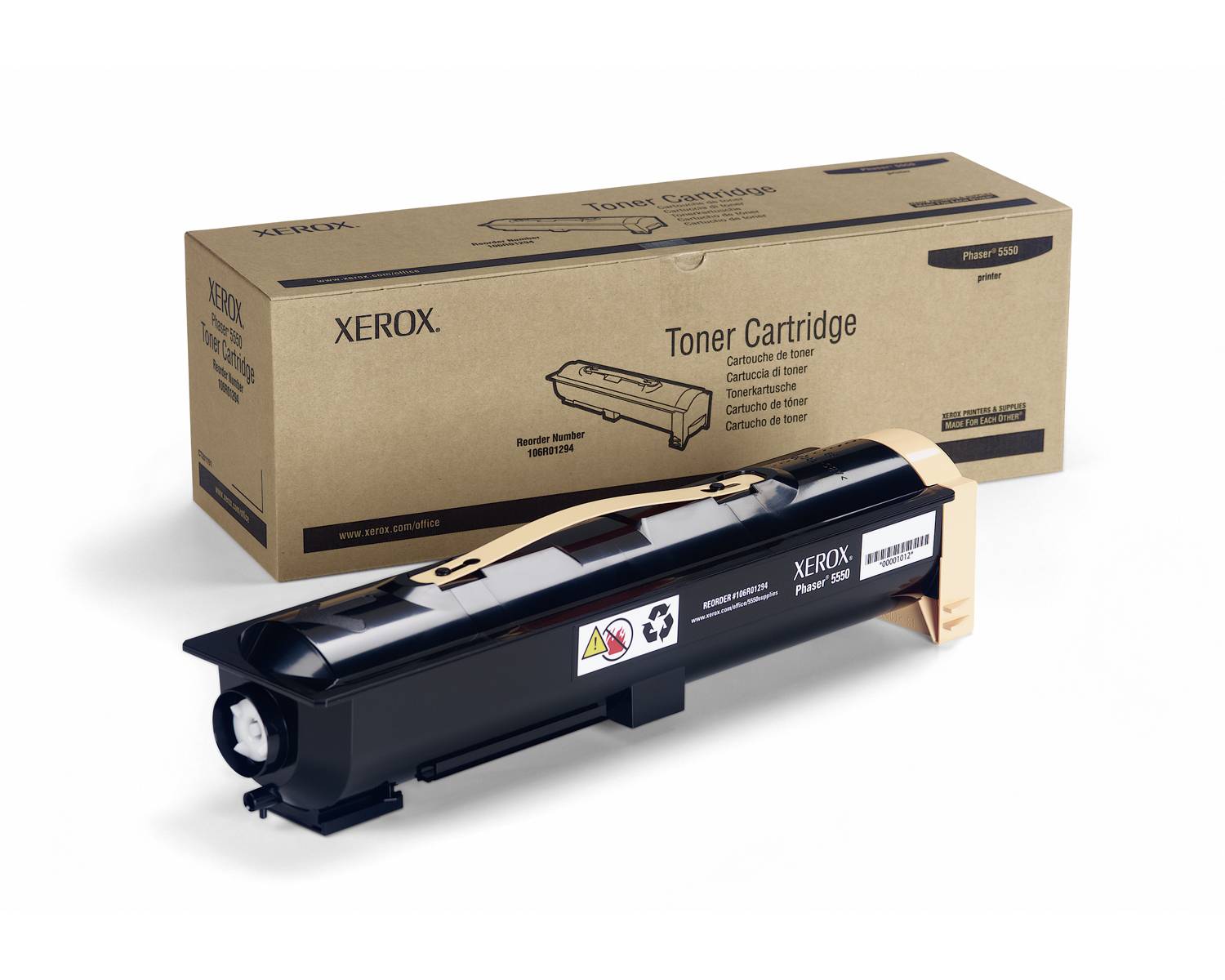 Crna toner kaseta sa simbolom recikliranja ispred smeđe Xerox kutije za Phaser 3330 pisač.