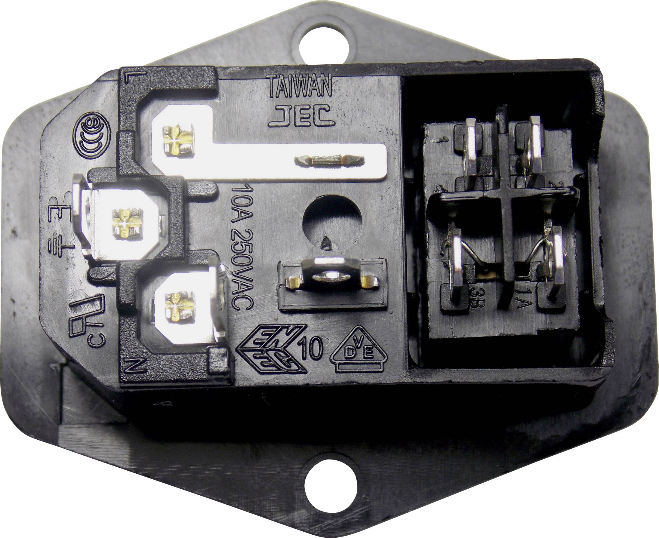 Prikaz električkog utikača s osiguračem. Natpis: '10A 250VAC', 'TAIWAN JEC'. Vidljiva tri priključka i nosač osigurača.