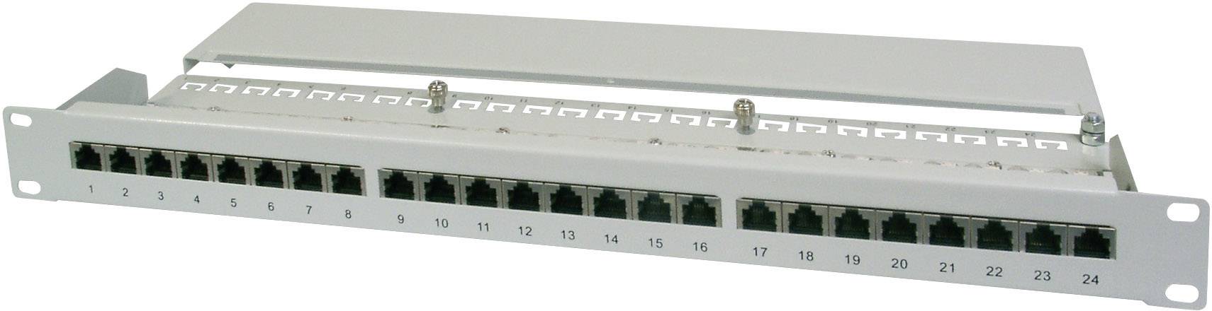 Patch panel s 24 Ethernet porta, numeriran od 1 do 24, montiran u metalnom okviru.