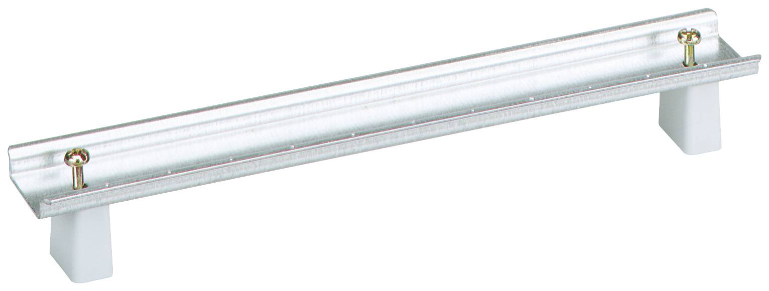 Fémsín két csavarral fehér tartókon; műszaki alkalmazásokban rögzítésre vagy támasztásra szolgál.