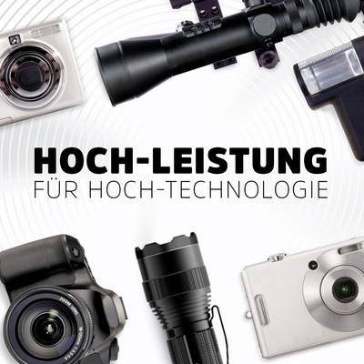 Különböző fényképezőgépek és objektívek láthatók. Szöveg a képen: Magas teljesítmény magas technológiához.