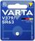 'VARTA V379/SR63' elemcsomag, kék fehér szöveggel, egy ezüst elemet tartalmaz. Gyermekbiztonsági figyelmeztetéssel és 1887 óta a piacon.