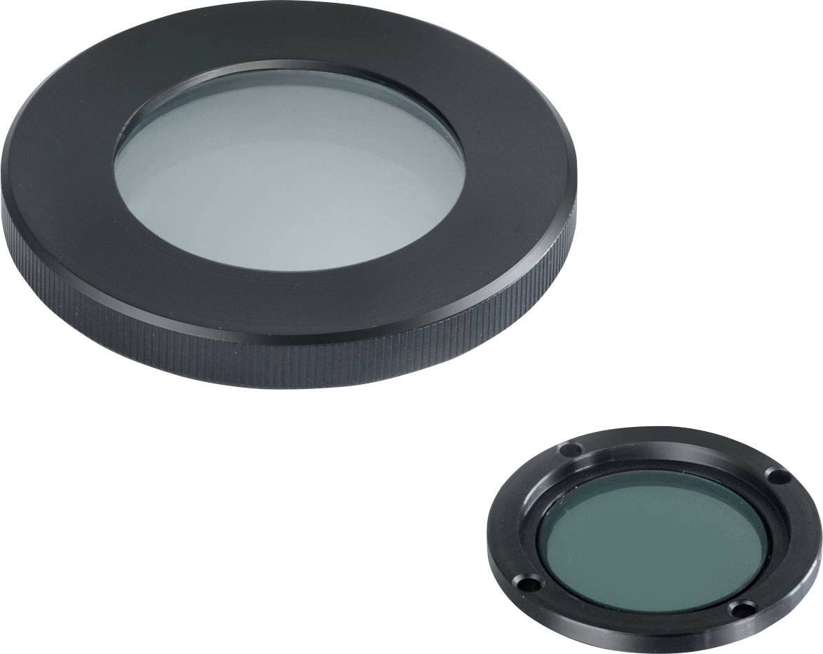Két fekete objektívszűrő, egy nagyobb és egy kisebb, üvegbetéttel. Kerek alakúak és recézett szélük van.