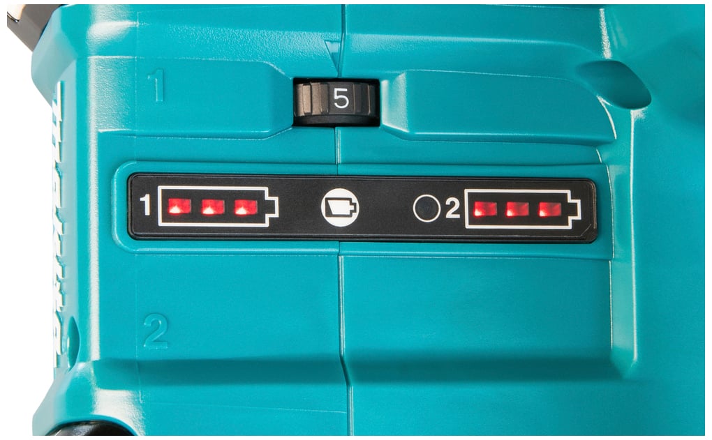 Elektronikus eszköz két akkumulátor-állapotjelző sávval. Mindkét sáv öt piros fénypontot tartalmaz, amelyek az akkumulátor töltöttségi szintjét mutatják.