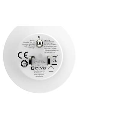 Kerek adapter hátoldala CE- és TÜV-tanúsítvánnyal. Tartalmazza a modell- és gyártói adatokat, valamint biztonsági figyelmeztetéseket.
