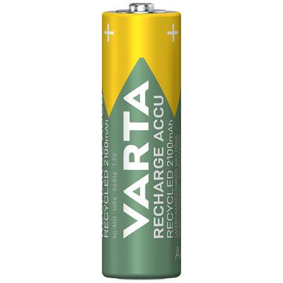 Zöld és sárga AA elemek "VARTA RECHARGE ACCU" felirattal és "Recycled 2100mAh" jelöléssel.