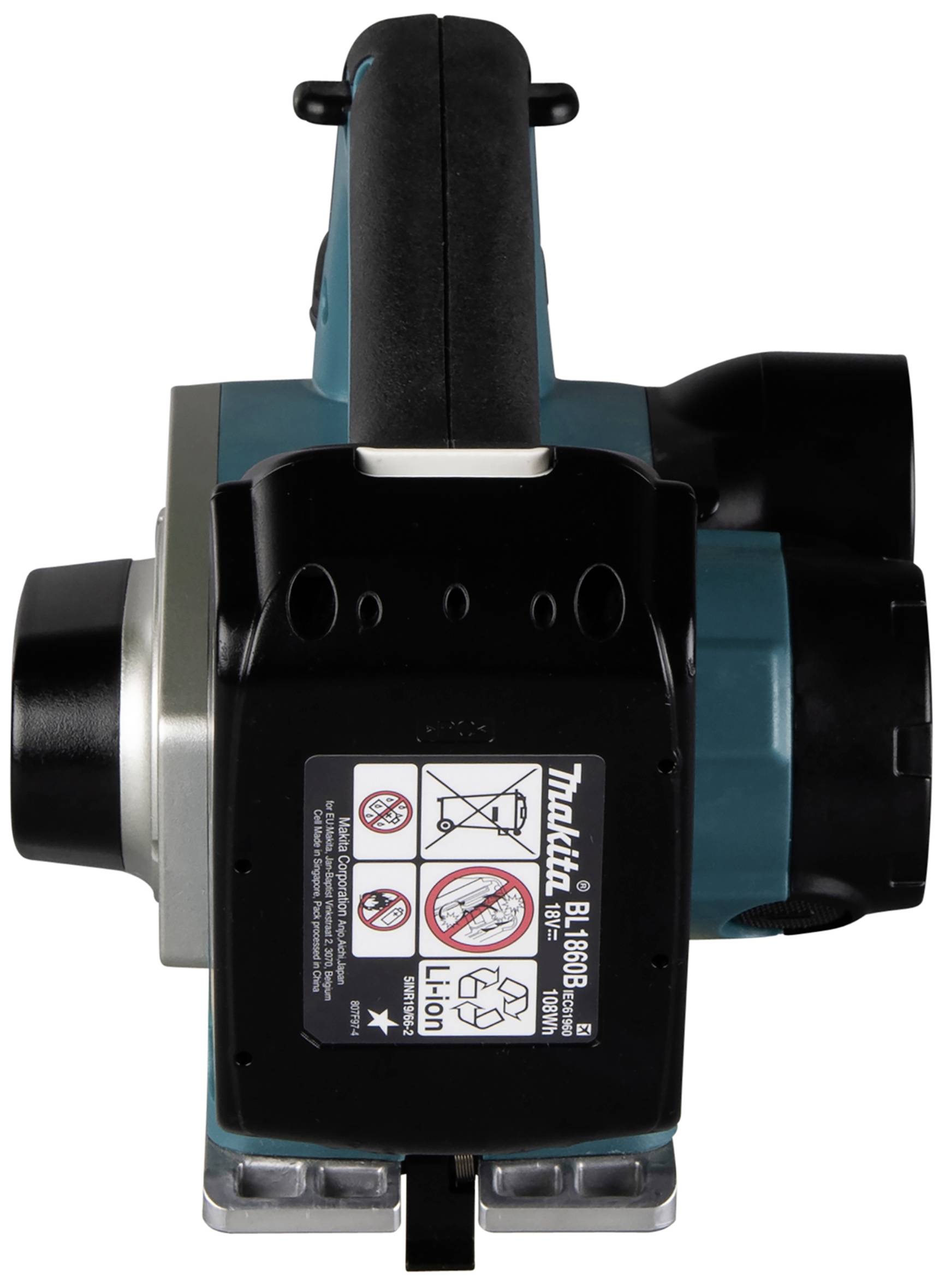 Fekete markolatú és türkizkék házú akkumulátoros gyalu, hátulnézetben. Figyelmeztető matricák és a 'Makita' logó látható rajta.