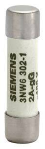 Egy fehér biztosíték fémfedéllel, amelyen az 'SIEMENS 3NW6 302-1 2A-9G' felirat szerepel.