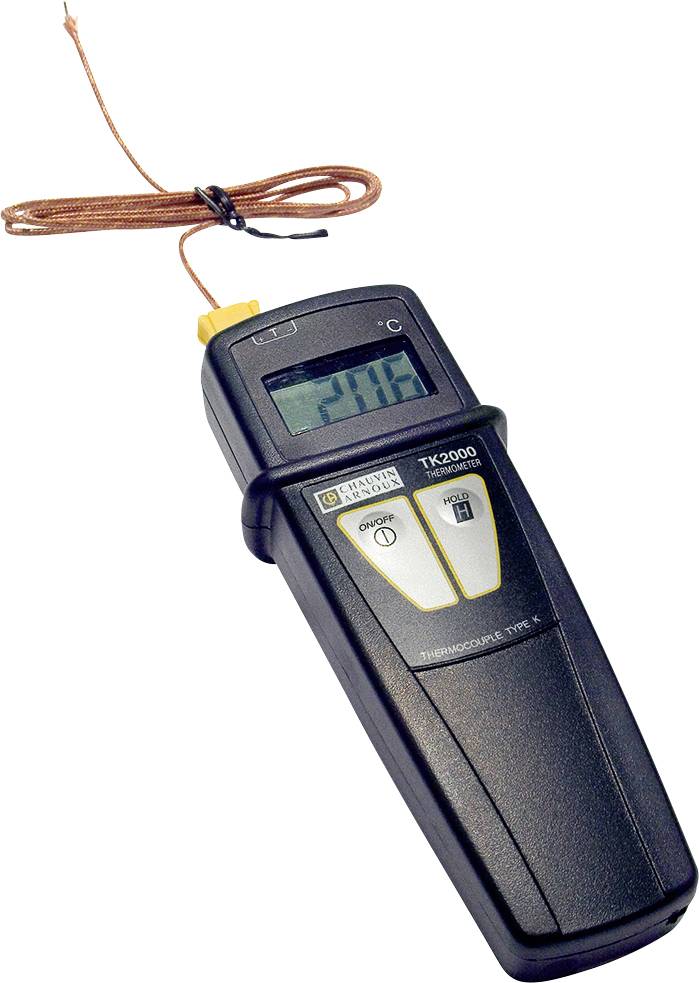 Egy digitális hőmérő kijelzője 23,1°C-ot mutat. Egy hozzá csatlakoztatott érzékelő látható.