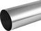 Fényes acélból készült fémcső, átlós nézetben.