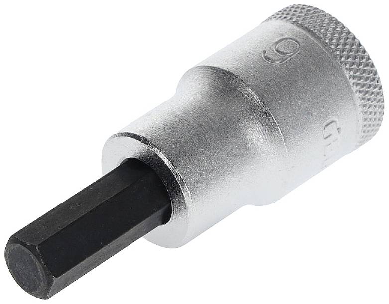 Egy ezüstszínű dugókulcs adapter fekete hatszögletű bit betéttel, alkalmazható csavarozó szerszámokhoz.