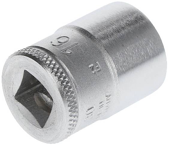 16 mm-es fém dugókulcs, oldalsó gravírozással.