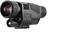 Éjjellátó készülék nagy objektívvel és strapabíró házzal, sötétben történő megfigyelésekhez.