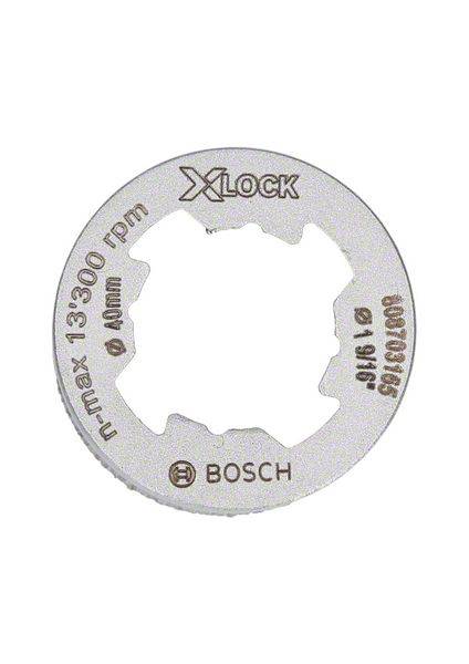 X-LOCK logóval ellátott kerek fémkorong. Felirata: 'n max 13.300 ford/perc, 40mm, 2608599615, BOSCH'.