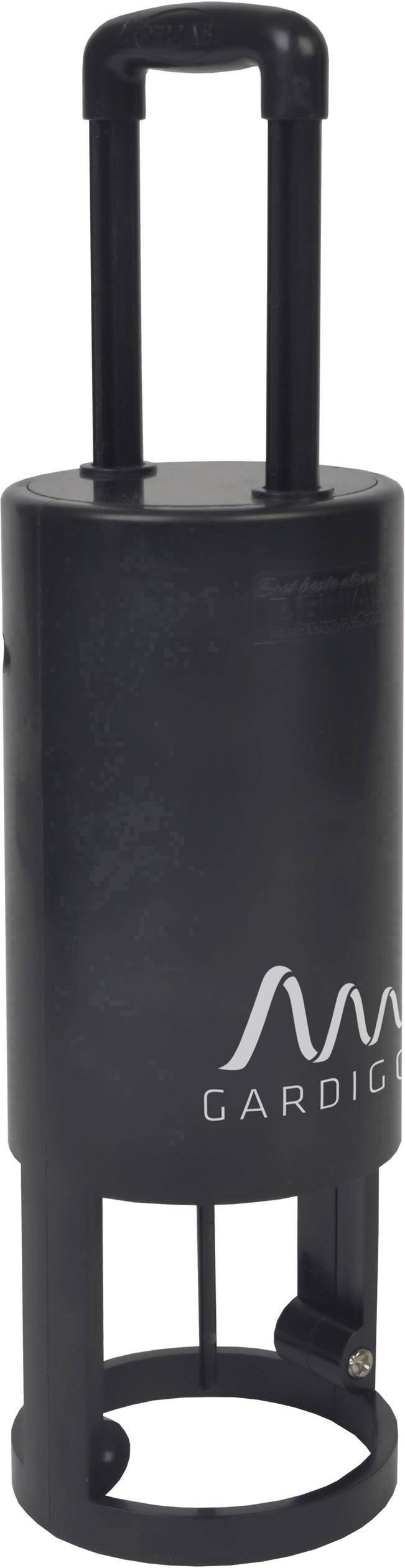 Egy fekete nyestriasztó kézi fogantyúval, hengeres alakban, amelyet nyestek kültéri elhárítására használnak.