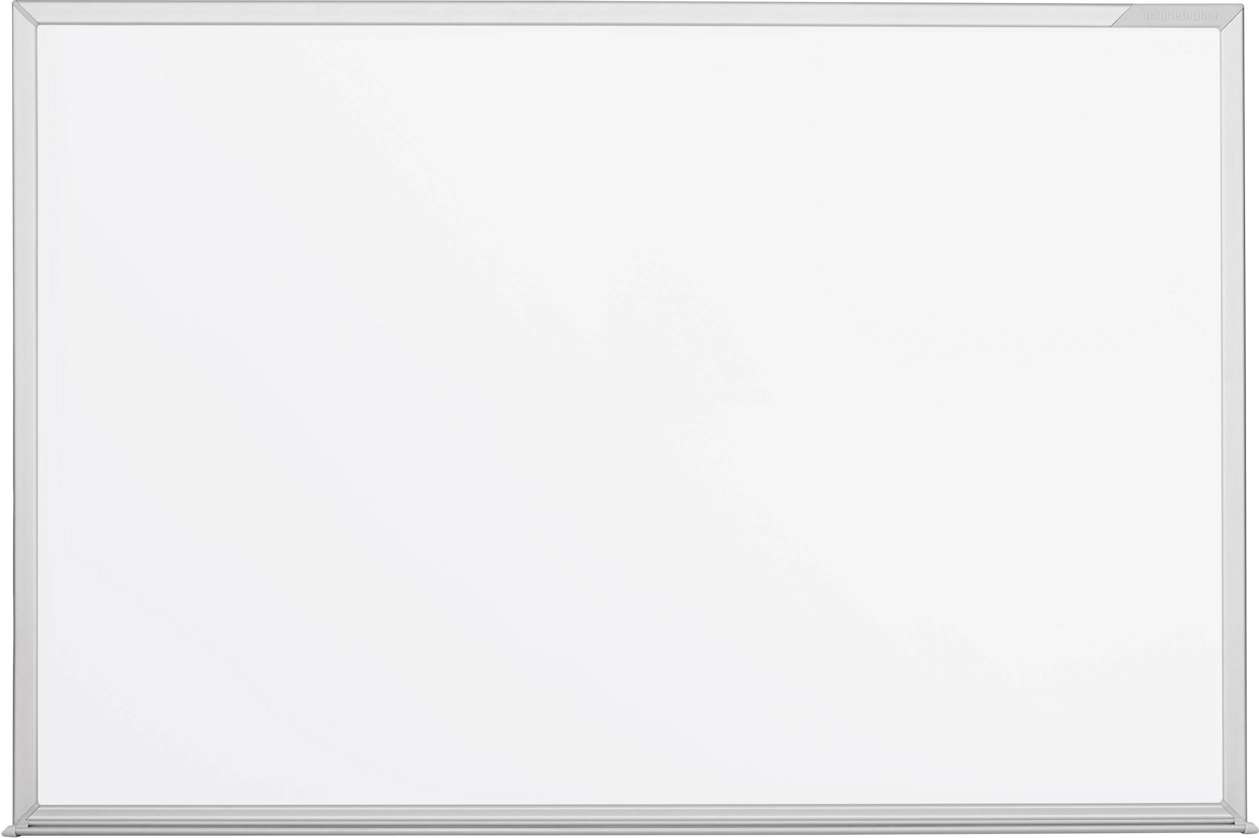 Üres, ezüst keretű tábla, felkészülve prezentációkra vagy feljegyzésekre.