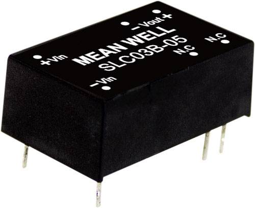 'MEAN WELL SLC03B-05' DC-DC átalakító tűkkel lent, fekete ház, felirat felül, bemeneti és kimeneti csatlakozók jelölve.