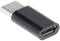 USB-C-ről micro-USB-re átalakító fekete és ezüst színben.