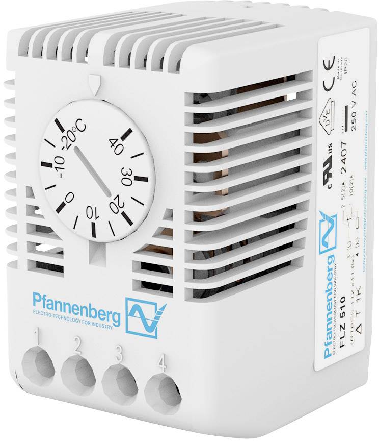 Fehér termosztát hőmérséklet-szabályzóval -10°C-tól 50°C-ig, oldalt 'Pfannenberg' jelöléssel, műszaki specifikációkat feltüntetve.