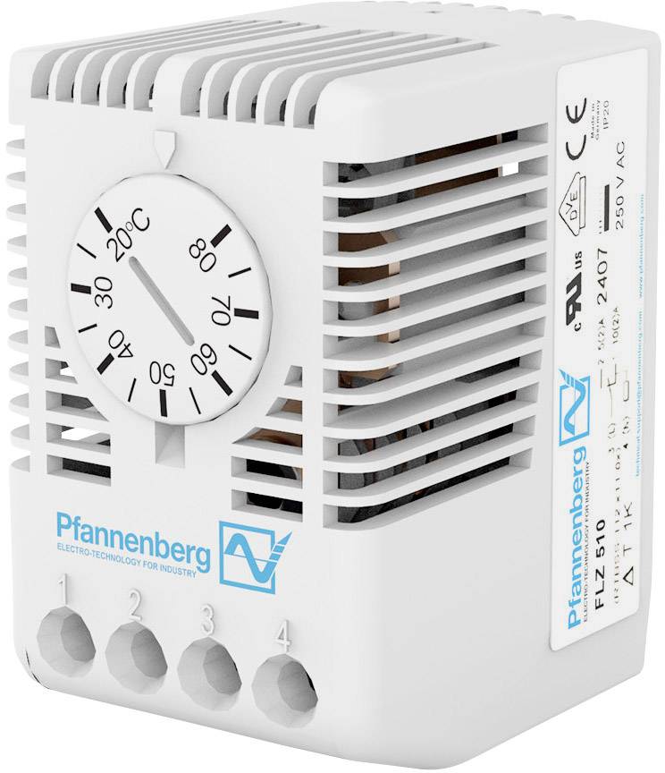 Egy fehér Pfannenberg márkájú termosztát, 0-tól 60 fokig terjedő hőmérséklet-kijelzéssel. Ipari alkalmazásokra alkalmas.