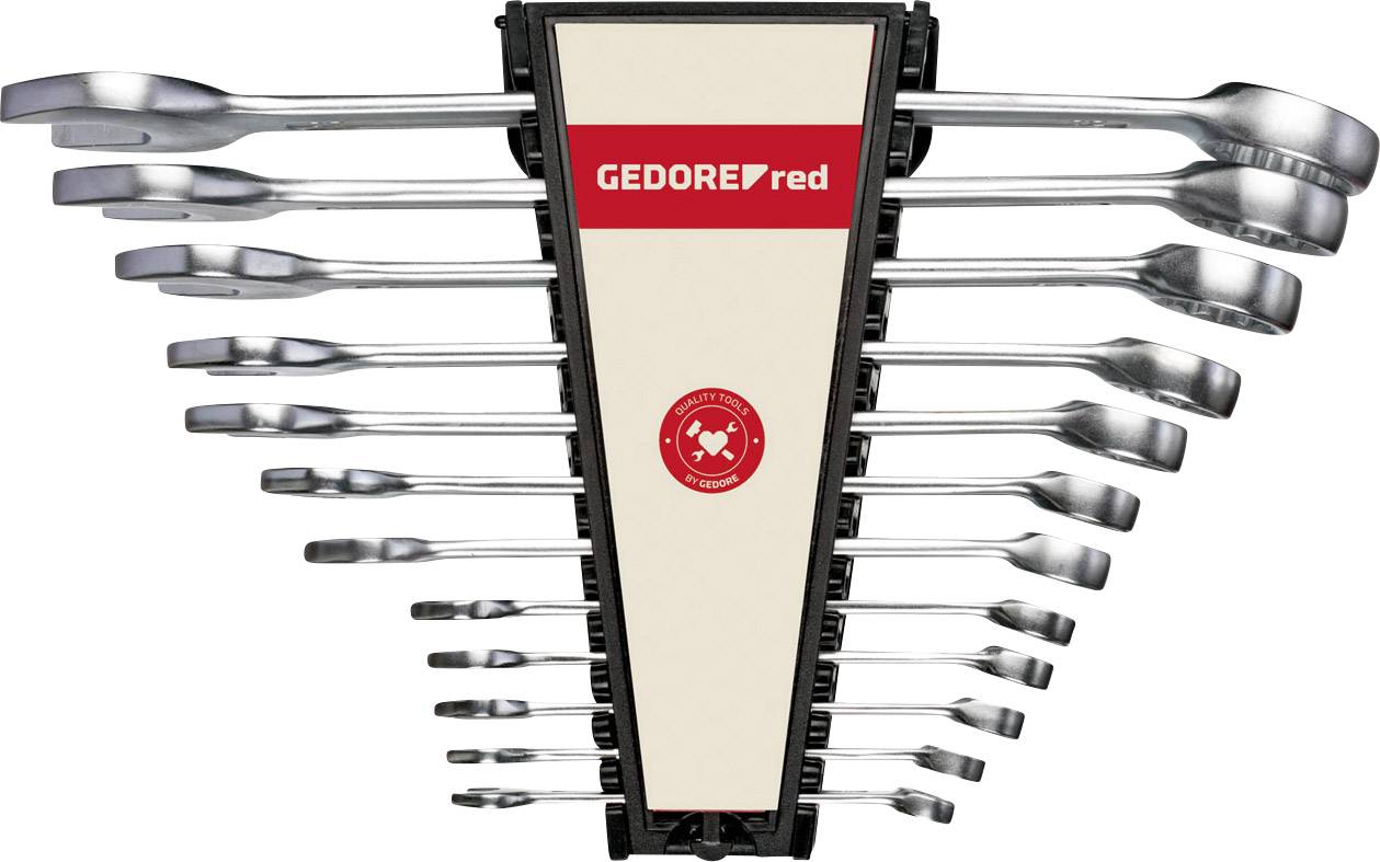 Egy 12 darabos fém gyűrűskulcs-készlet lépcsős tartóban, 'GEDORE red' felirattal.