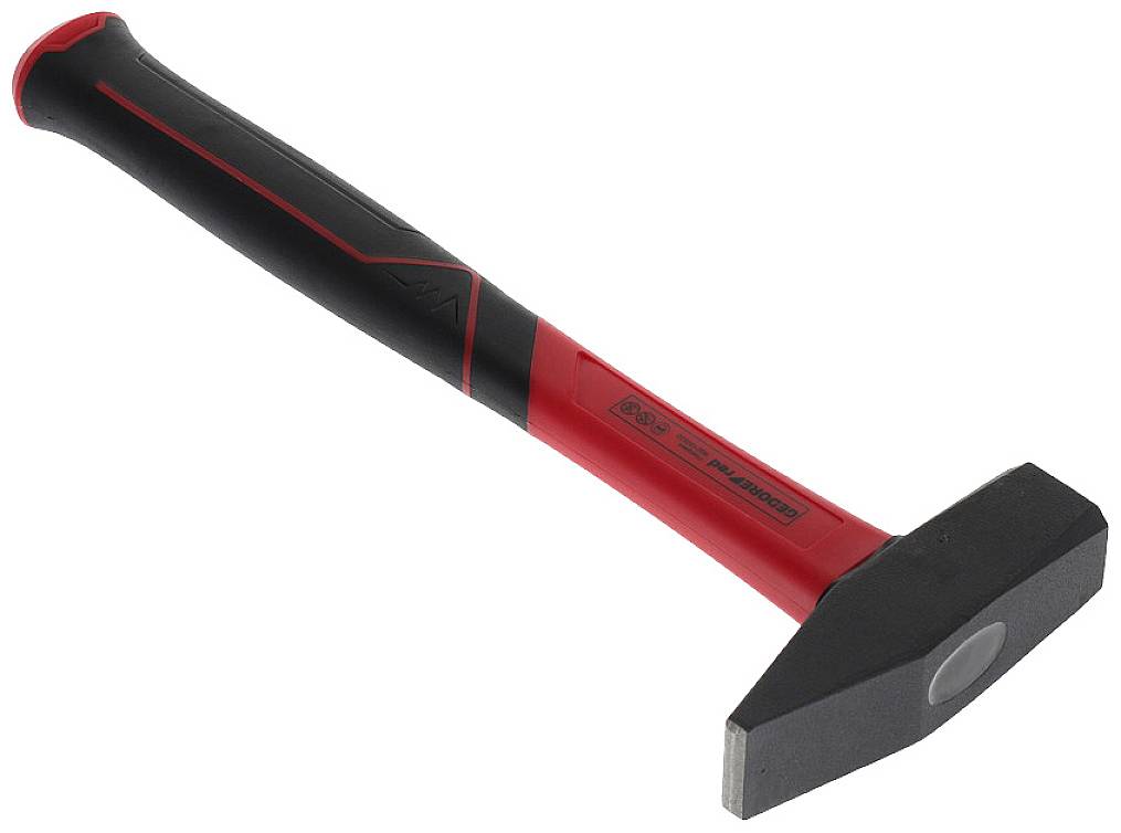 Egy piros és fekete kalapács, téglalap alakú fejjel és ergonomikus markolattal, átlósan fekszik fehér háttéren.