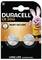 Duracell CR 2016 elemek, kettős csomag. A Baby Secure technológiával és hosszú élettartam garanciával rendelkeznek. A csomagon rózsaszín nyúl képe látható.