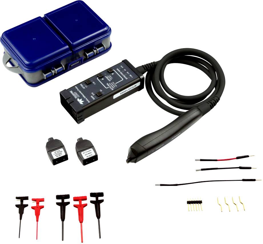 Egy oszcilloszkóp-tartozékkészlet mérőhegyekkel, kábelekkel és egy kék tárolótáskával. Elektromos jelek méréséhez.