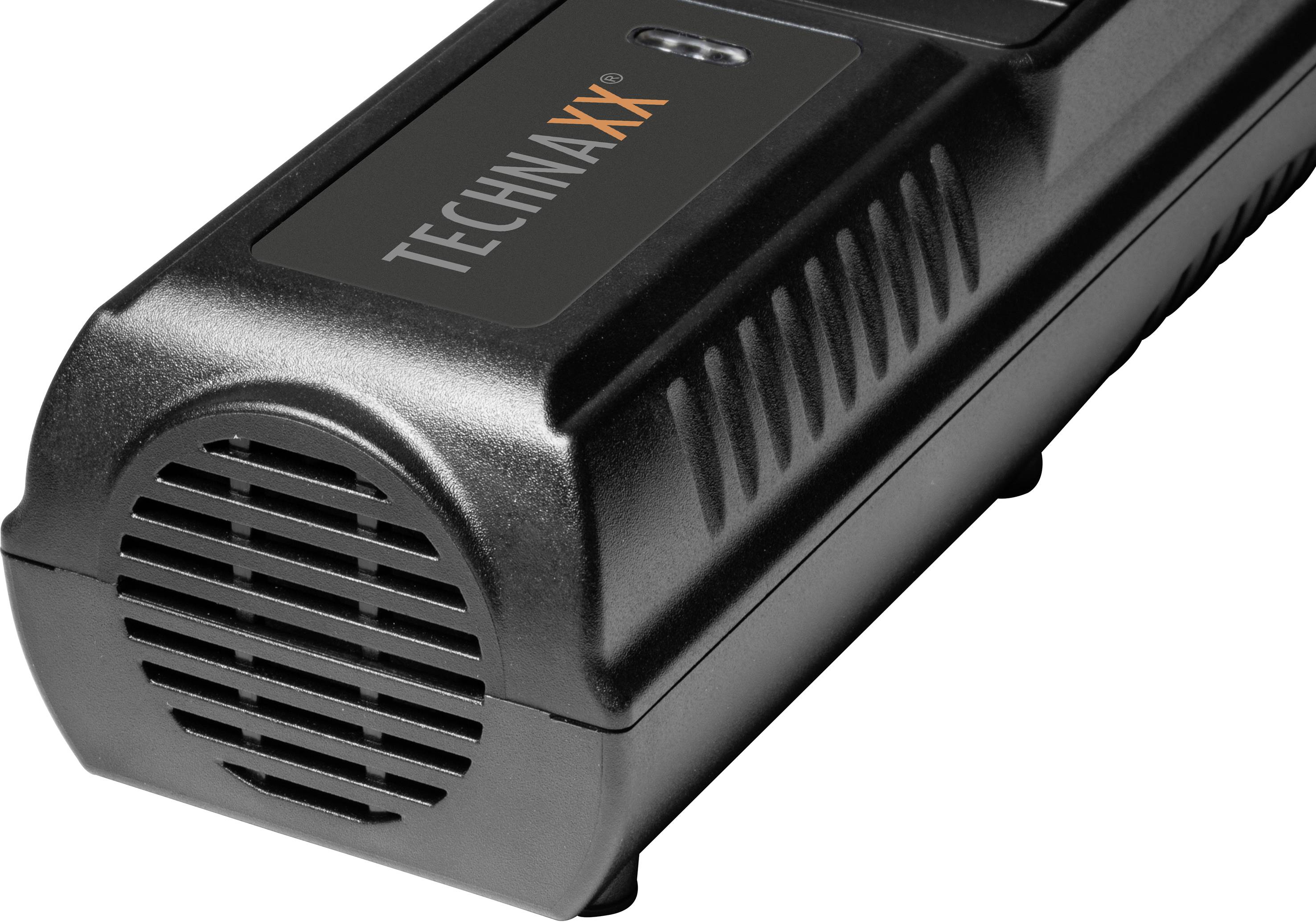 Egy fekete gépi ventilátor, amelynek tetején 'TECHNAXX' felirat látható. A dizájn kompakt, oldalán szellőzőráccsal.