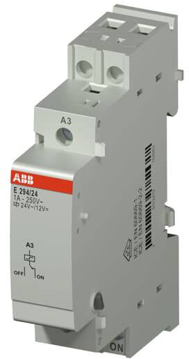 ABB kétrelés modul két csatlakozóval és kapcsolóval, E 294/24 típus, alkalmas 1A, 250V vagy 24V feszültséghez.