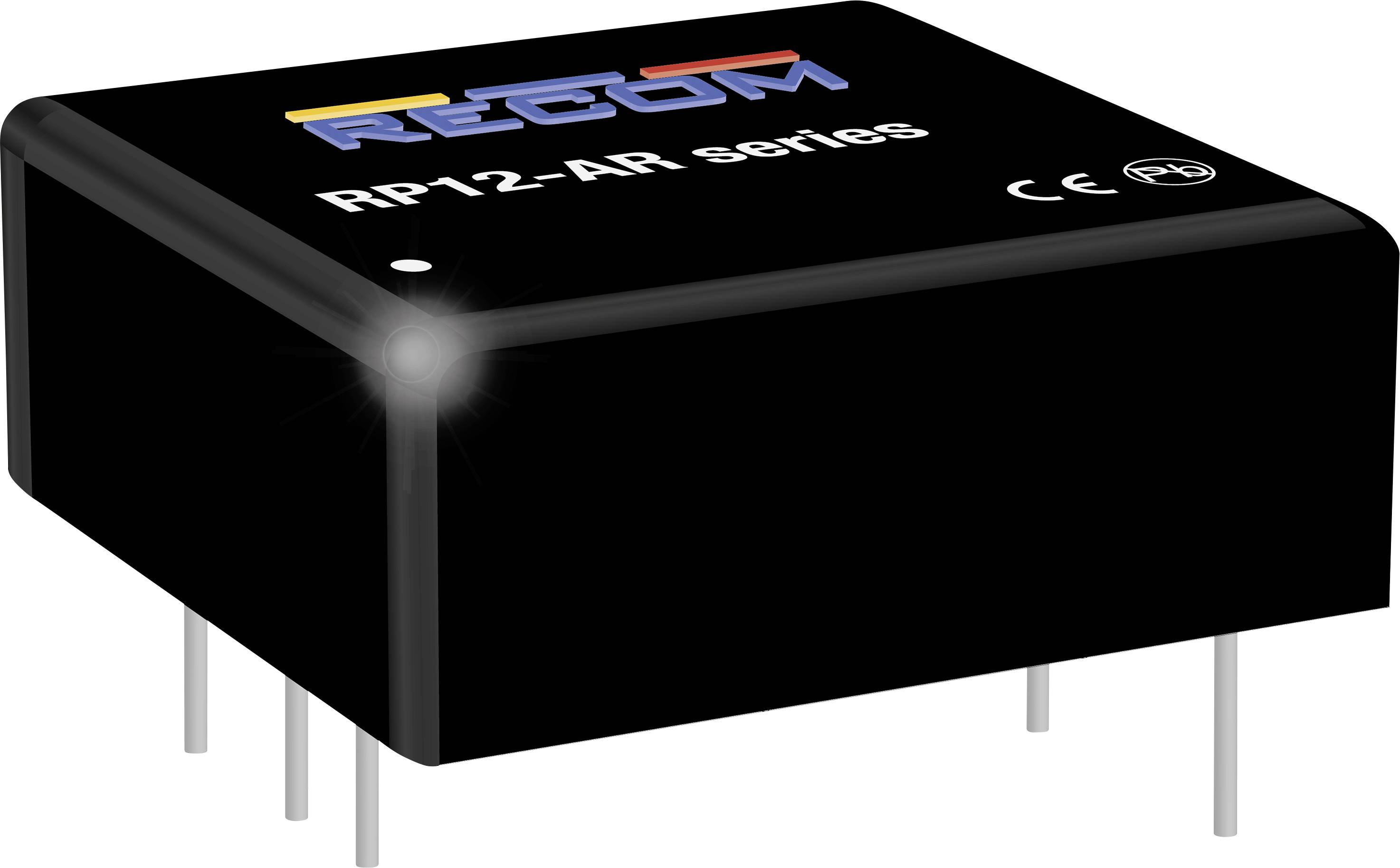 Egy fekete elektronikai alkatrész a 'RECOM RP12-AR sorozatból', több lábbal, nyomtatott áramköri lapra történő szerelésre. A CE- és RoHS-jelölések jól láthatóak.