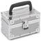 Kisméretű, ezüstös fémdoboz fekete fogantyúval és elülső oldalán zárral.