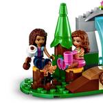 LEGO® FRIENDS 41677 Vízesés az erdőben