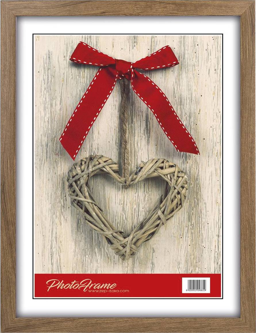 Fa képkeret szívdíszítéssel fonott anyagból és piros masniból, rusztikus háttérrel. A képen a 'PhotoFrame' felirat szerepel.