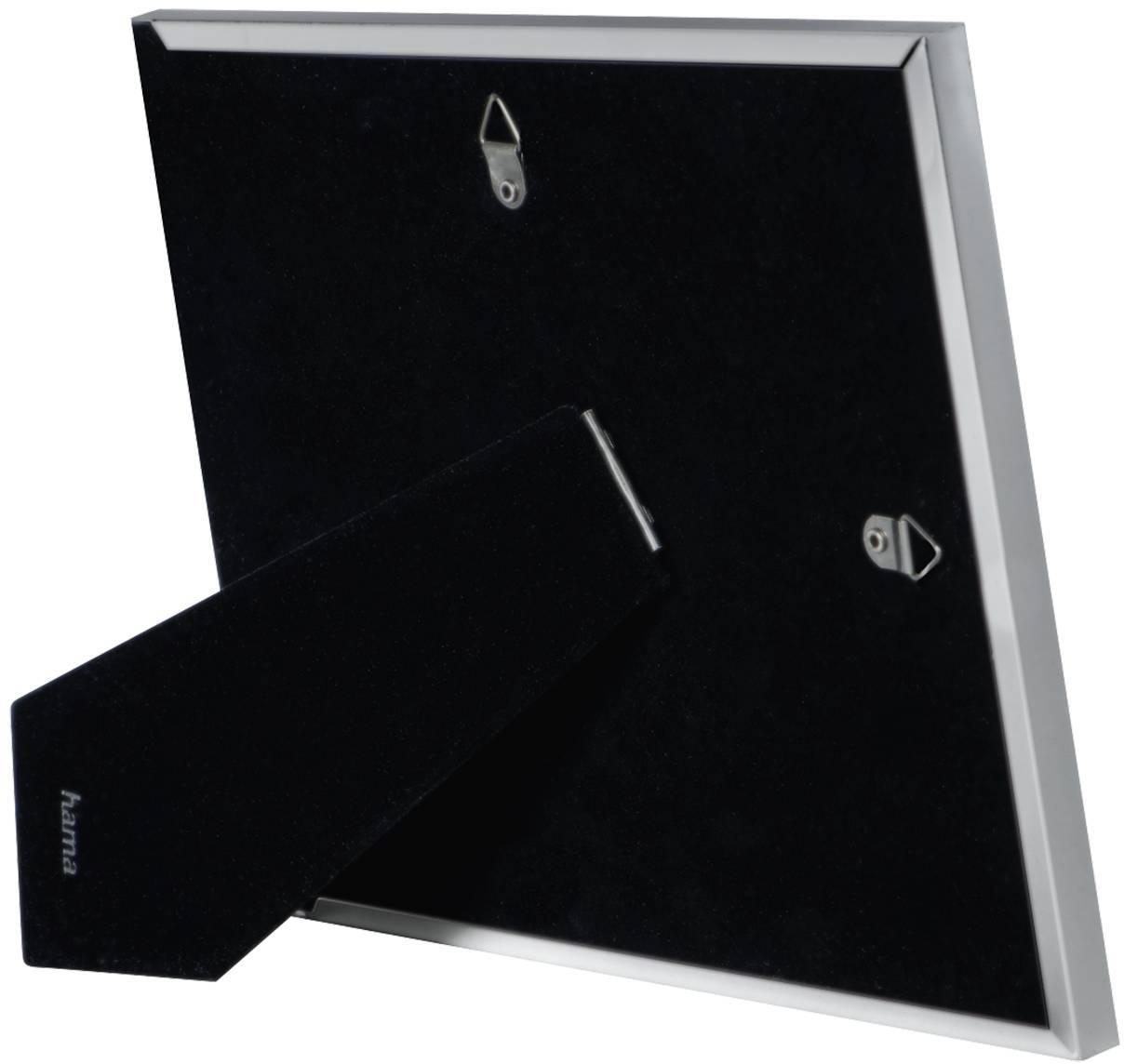 Egy fekete fényképkeret, amelynek hátoldalán két akasztó és egy kinyitható támasztóláb található, így asztalokra állítható.