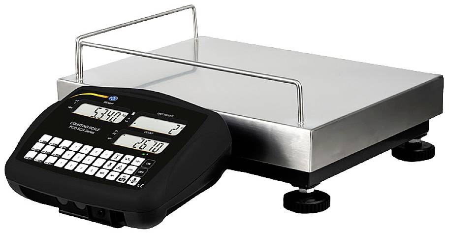 Digitális mérleg numerikus kijelzővel és billentyűzettel, súlyt és árat mutat. Alkalmas precíz mérésekhez és számításokhoz.