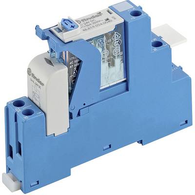 Egy kék relé modul, amelynek felirata és műszaki részletei világosan láthatók egy fehér háttér előtt, készen az elektromos telepítésre.