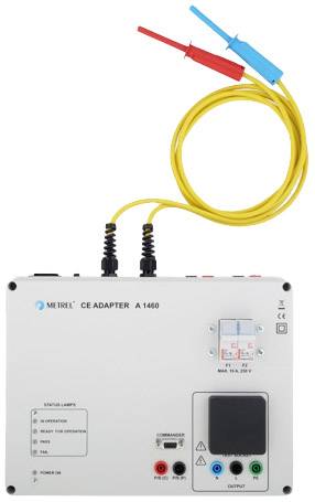 Egy sárga mérővezetékekkel, piros és kék csipeszekkel rendelkező elektromos mérőkészülék. A kijelző és a kezelőszervek az előlapon találhatók.