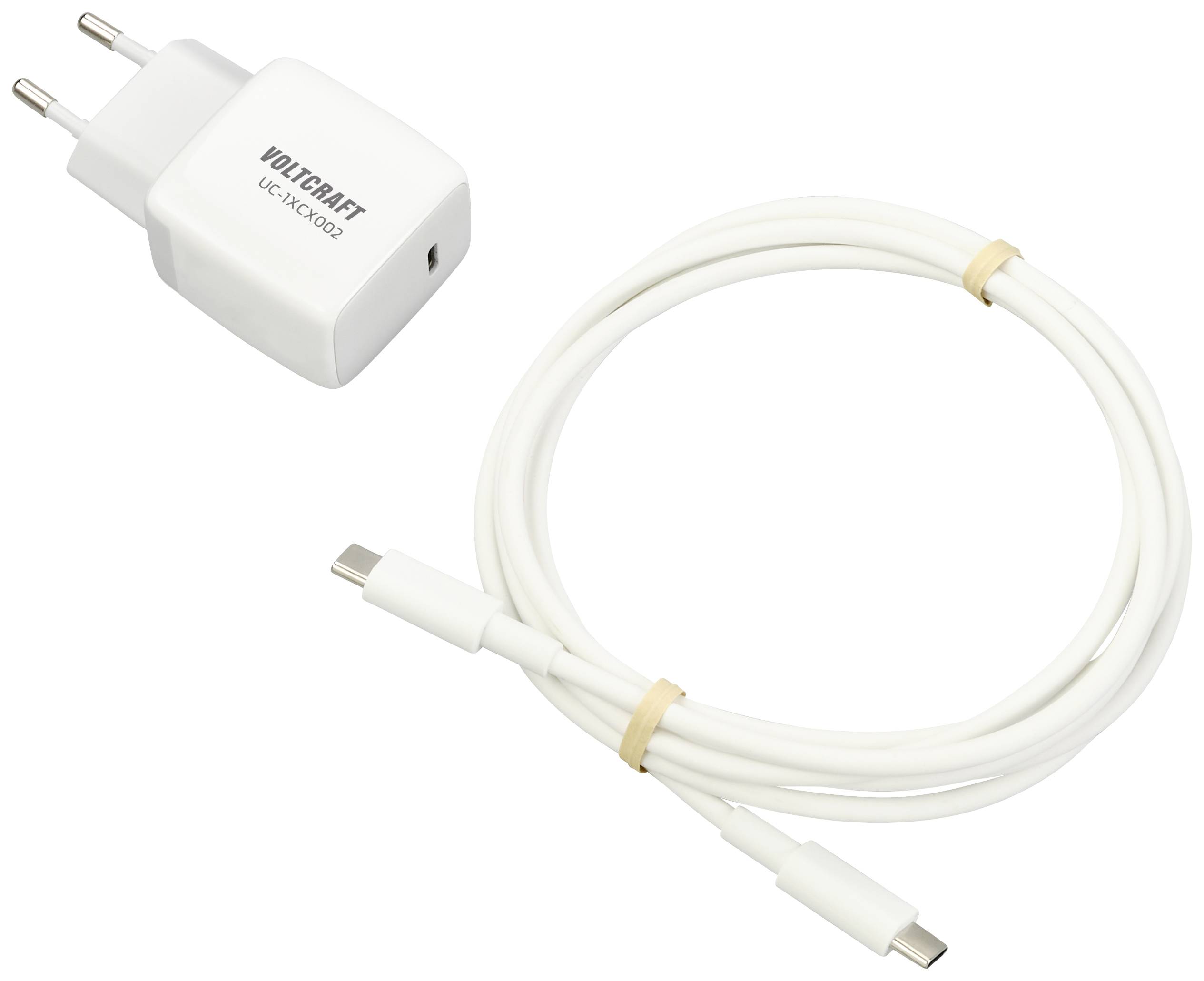 Fehér USB-C töltő és hozzátartozó kábel, elektronikus eszközökhöz alkalmas. A töltőnek két európai típusú csatlakozódugasza van.